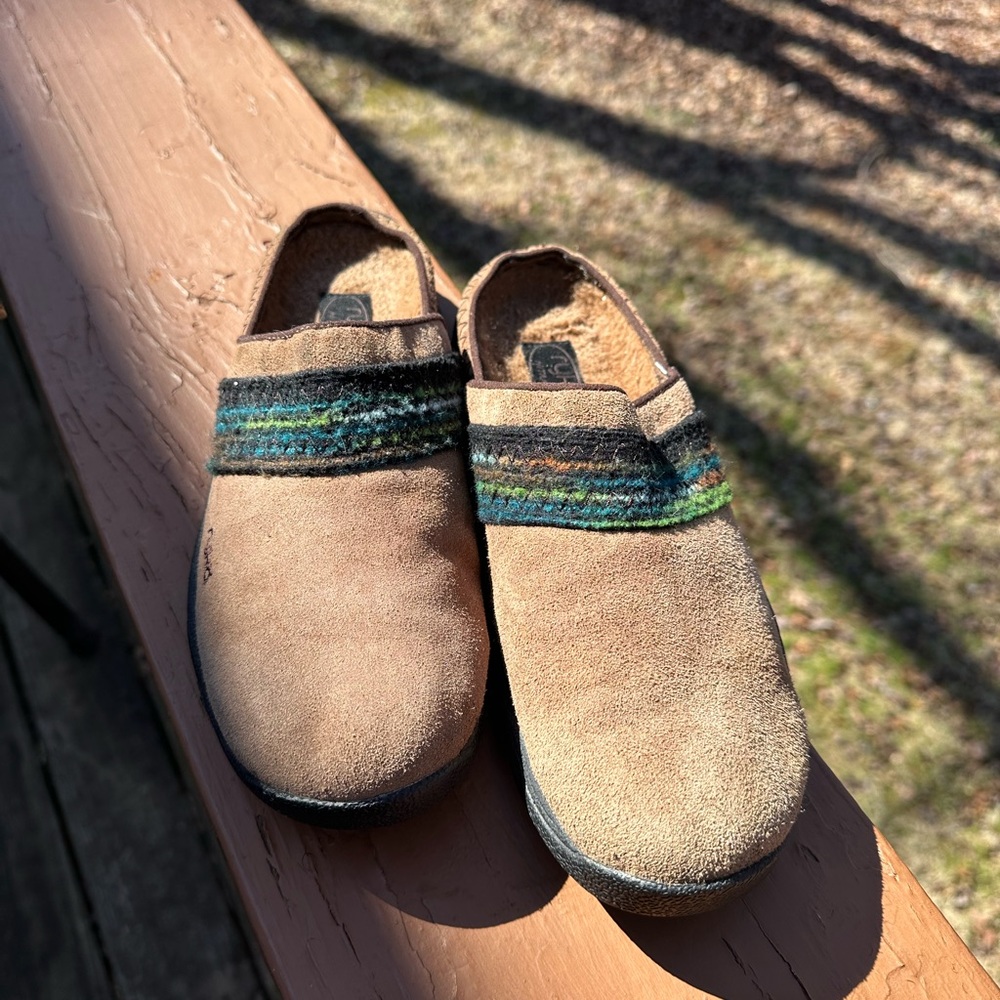 Ryka brown suede clogs